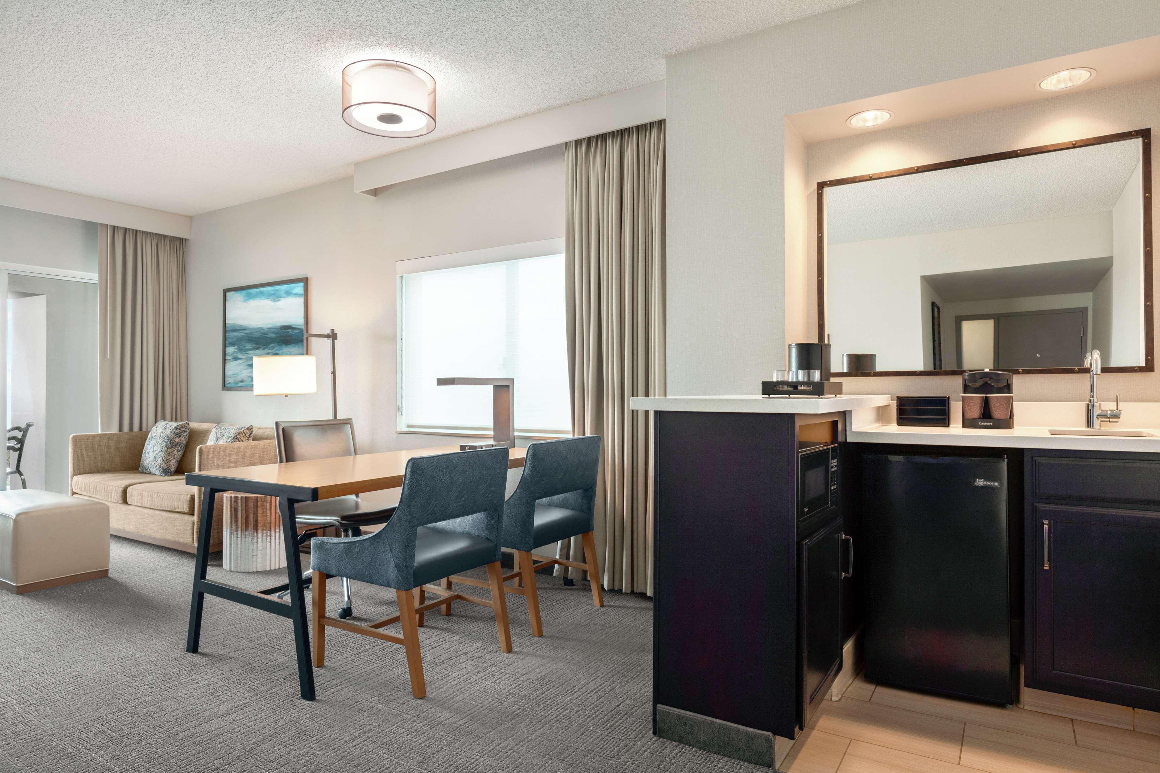 Embassy Suites By Hilton Monterey Bay Сисайд Экстерьер фото